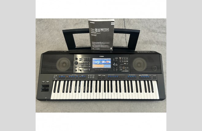 Yamaha PSR-SX900 Keyboard, Used (SN:BCAO01027) - Image 1